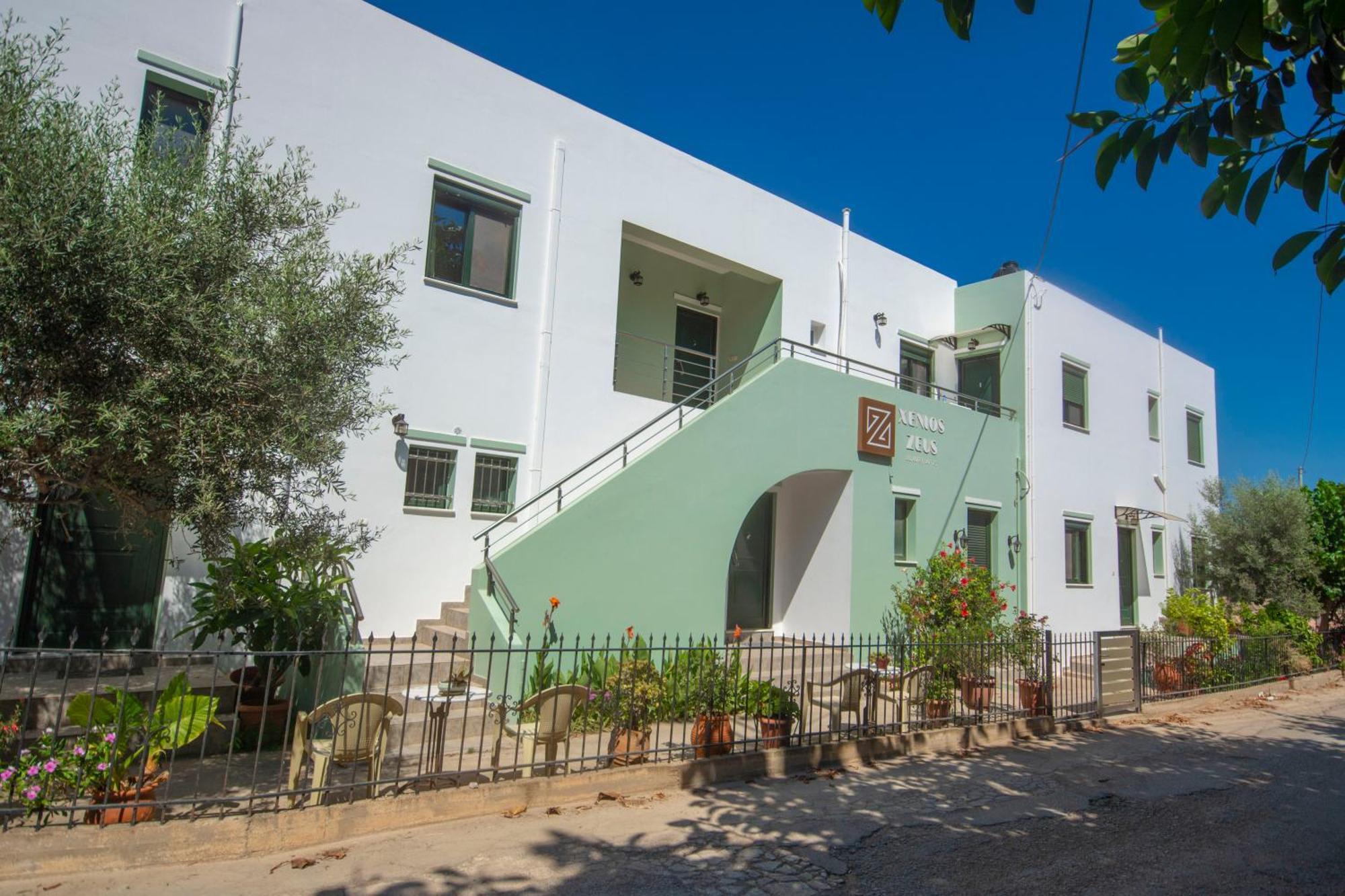 Xenios Zeus Apartments Kissamos Exterior photo
